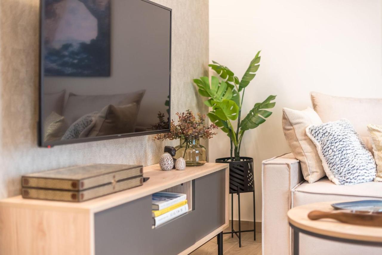 Beautiful & Renovated Aprtm In Piraeus公寓 外观 照片